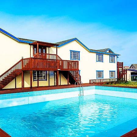 White Dream Pension Чеджу Екстериор снимка